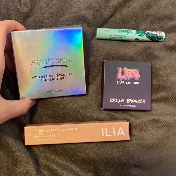 ILIA Other - 🌷4 piece Brand new Makeup bundle!
